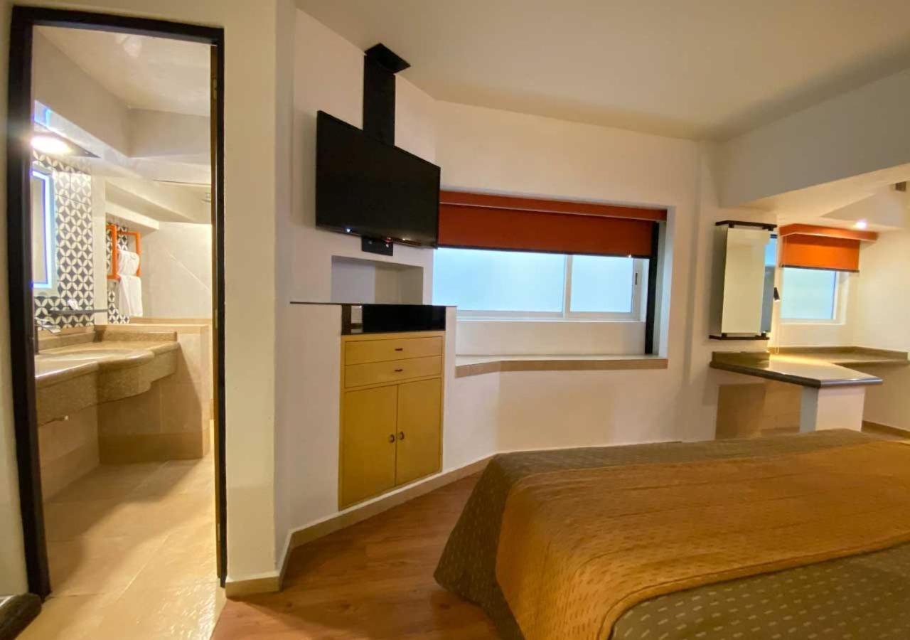 Hotel Villa De Madrid เม็กซิโกซิตี้ ภายนอก รูปภาพ